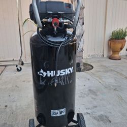 Husky 20 Gal. 200 Psi Air Compressor 
