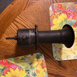 457488   Kaxion Hand operated   Horn  Antique