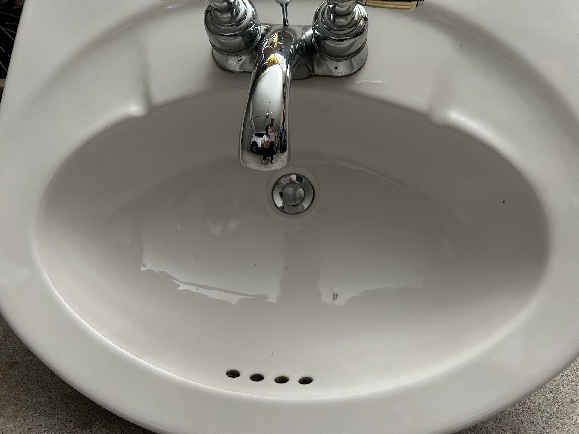 Lavatory With Pedestal