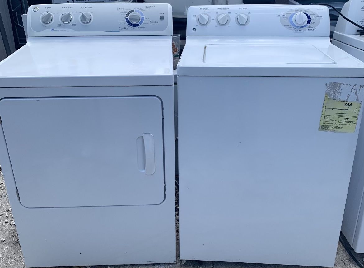 GE Washer And Dryer Set White Working Perfectly Fine