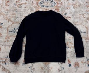 Black Crewneck Sweatshirt