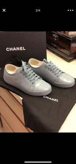 CHANEL shoes. Brand new, only worn twice. I want to sell them because they  are very tight on me . The cost is $600. BRAND NEW SHOES.size 37.5 for Sale