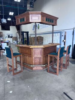 Home Bar With Stools