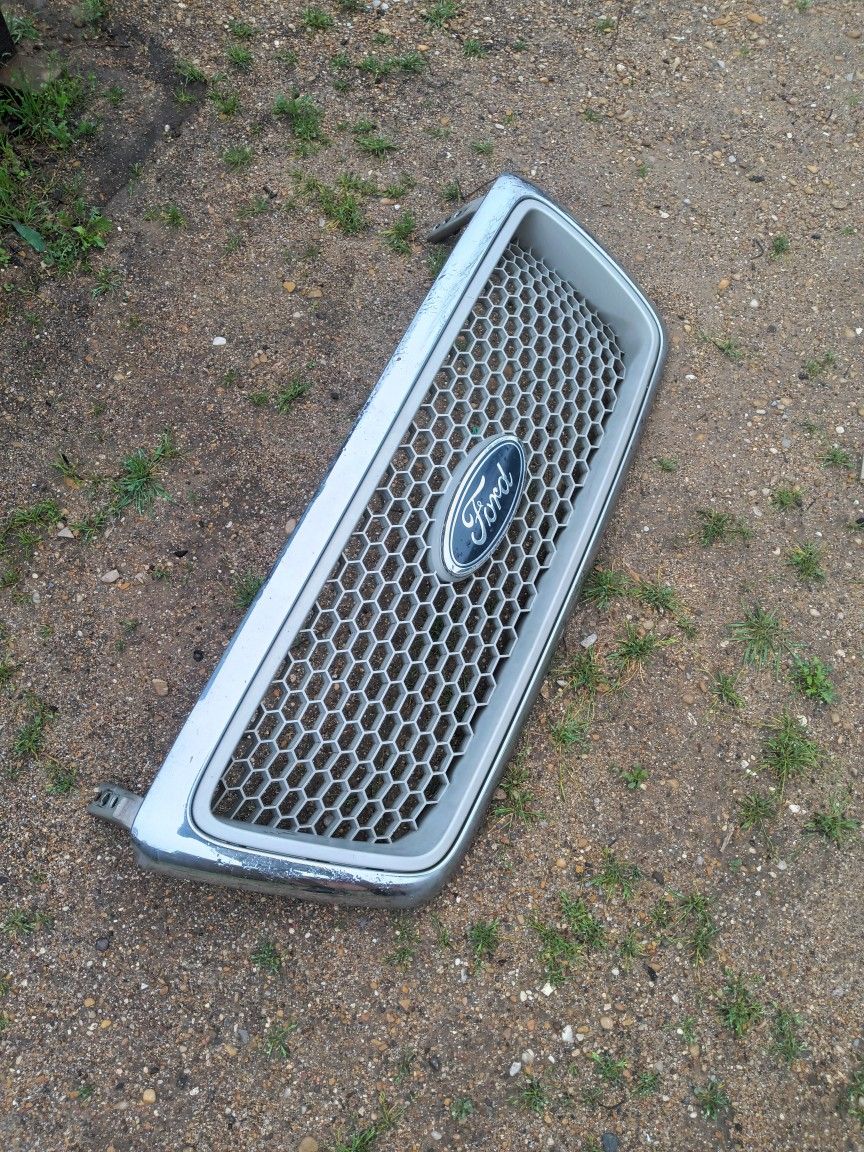 04-08 Ford F150 Grill 