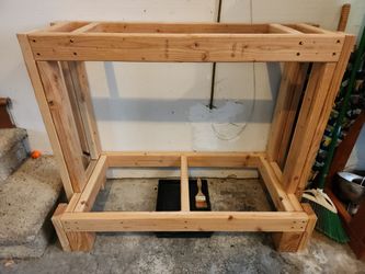 Aquarium stand