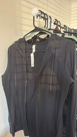 Lululemon Jacket w/hoodie