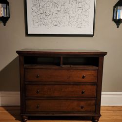 MCM Dresser