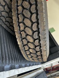 Traction Semi truck Tires