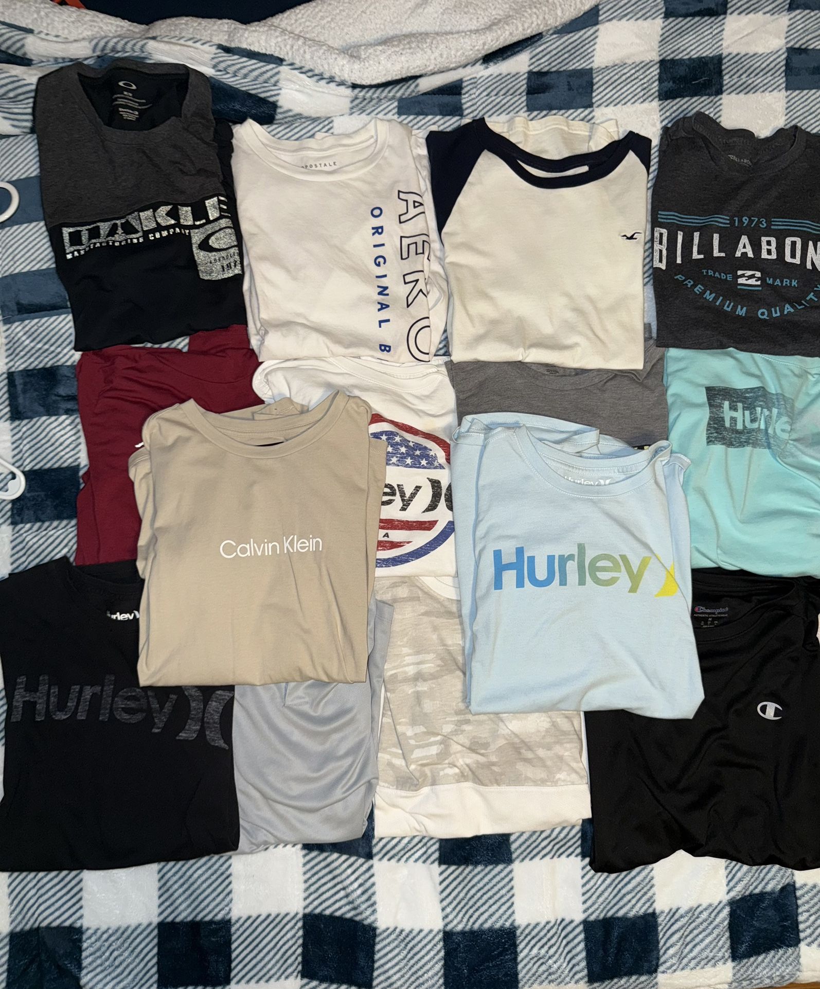 Men’s medium Shirt bundle
