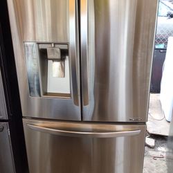 LG French Door Refrigerator 