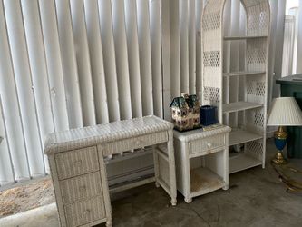 Wicker vintage set