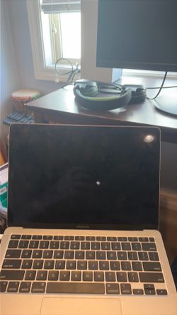 MacBook 2019 grey 13 inch