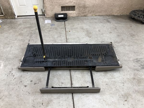 Tailgate Ford Super Duty F-250 and F-350 tailgate w/step for sale