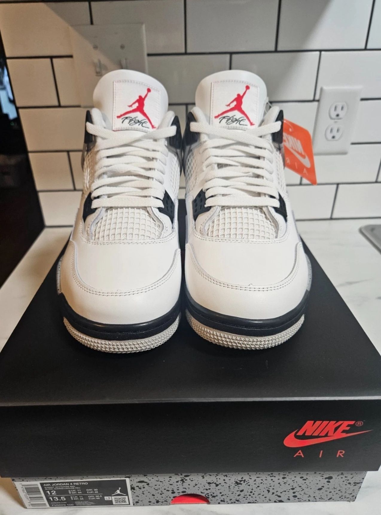 Jordan 4 White Cement 2025 Men’s Sz 12