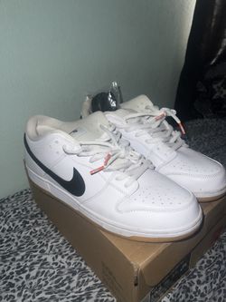 NIKE SB SIZE 10.5