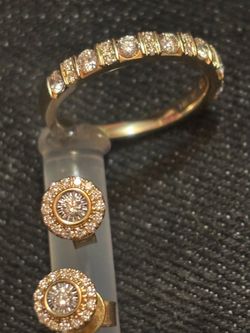 gold diamond ring and halo diamond stud earrings