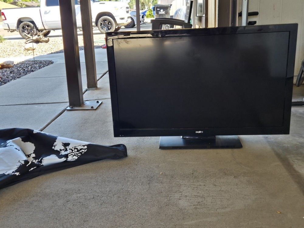 Sanyo 43" TV
