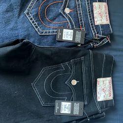 True Religion Brand Jeans World Tour Colors-Dark mahogany wood wash &  2SB body rinse black