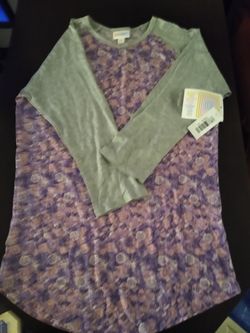 New Lularoe T-shirt