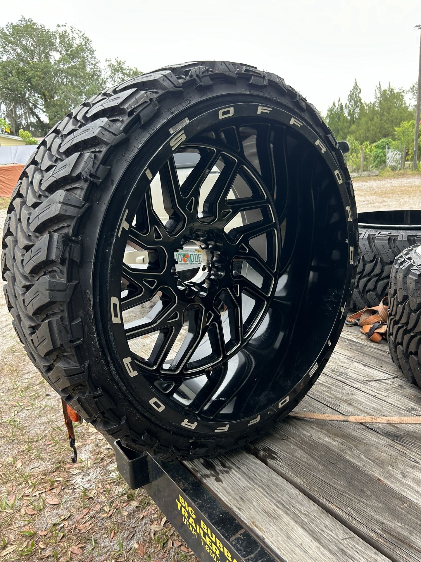 24x14 On 33s