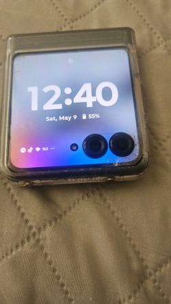 Motorola razr 2024