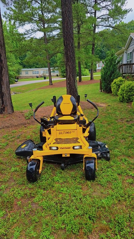 Ultima Cub Cadet Zt2