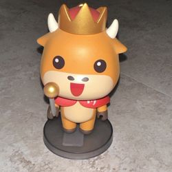 BULL King Royal Happy Figurine Collection Figure Model Toy Gift