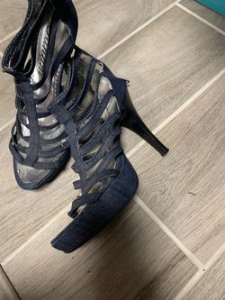 Shoes Size 6