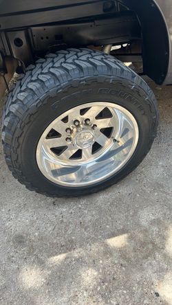 20x12 AF Toyo open country M/T