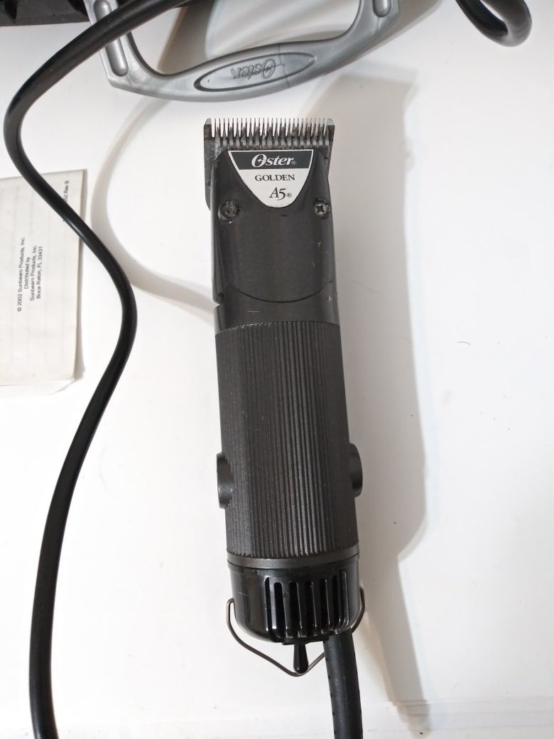 Oster A5 two speed Animal Clippers