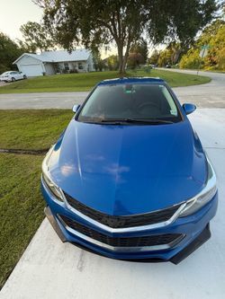 2017 Chevy Cruze hatchback Lt