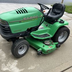 JOHN DEERE SABRE 19hp RIDING MOWER 