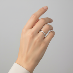 14K White Gold Diamonds Womens Ring - 0.22ct