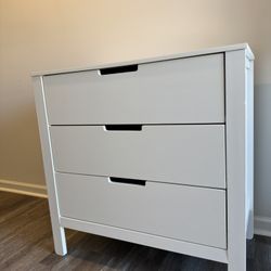 White 3 Drawer Dresser 