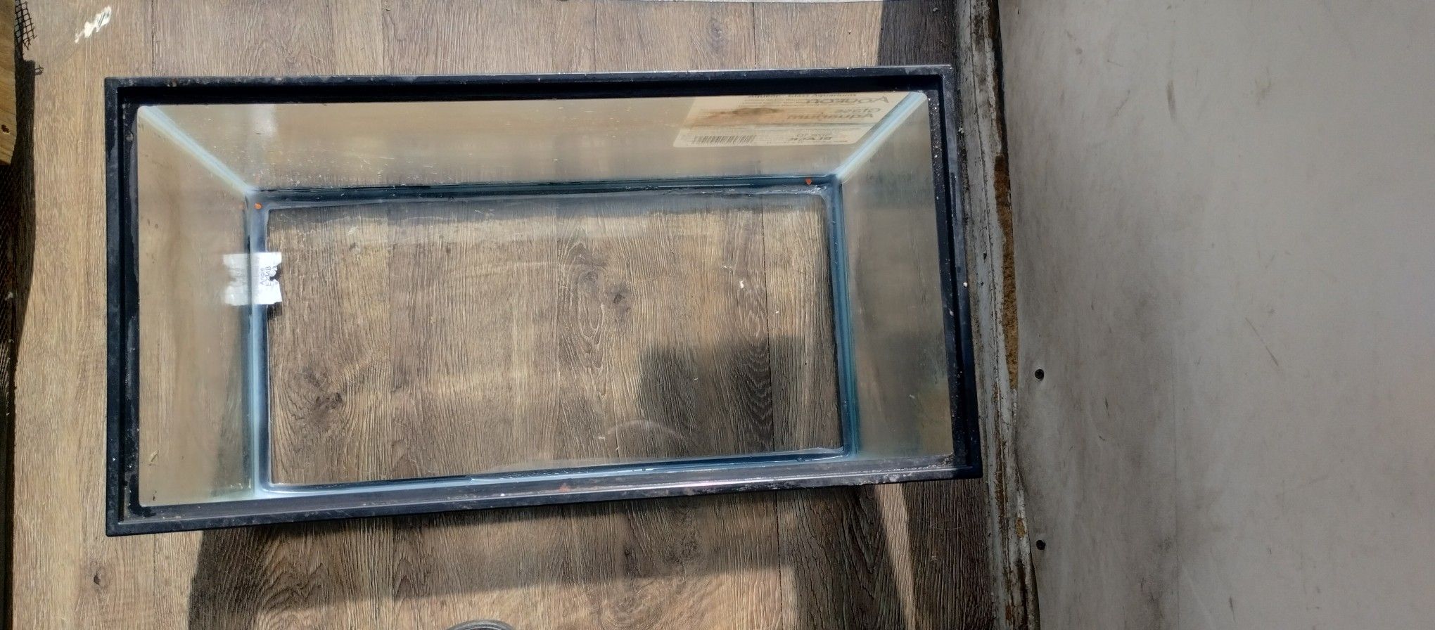 Vendo Pecera Mediana En Buen Estado 