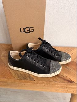 UGG Taya Leather Sneakers Women’s Size 9.5 S/N 1006828 MSRP $110 West Las Vegas See My Listings Summerlin