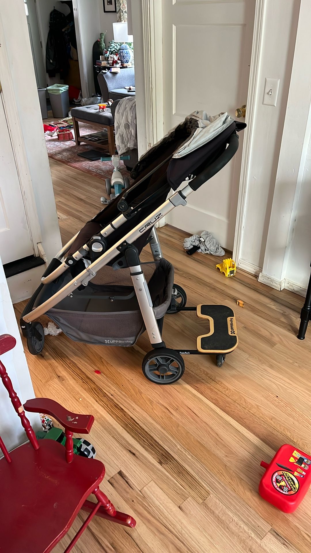 Uppa Baby Cruz Stroller With Kickboard