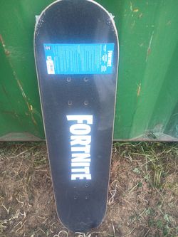 🔥 BRAND NEW Fortnite 31" Skateboard - Nite Life Edition (STILL IN PLASTIC!)