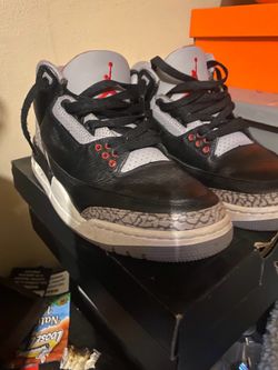 Jordan 3 black cement size 8.5 men’s