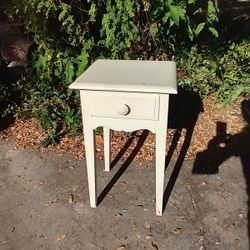 Wooden Cute Table With Drawer 