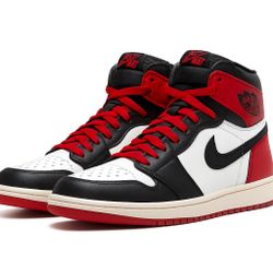 Air Jordan Retro OG High Black Toe 