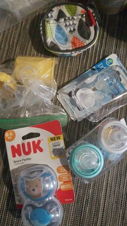 Pacifiers & Nipples