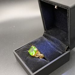 Synthetic Tourmaline Solitaire