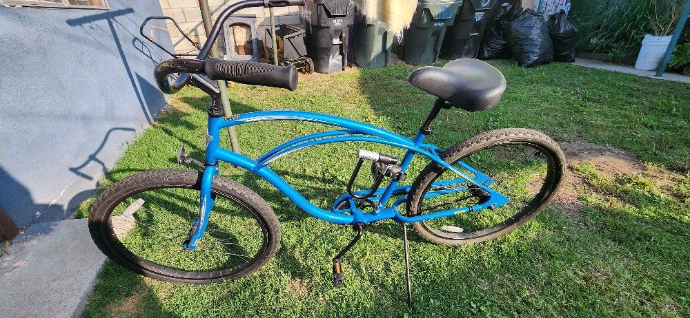 4 Bikes And Bike Rack