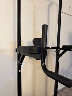 Power tower pull up gym