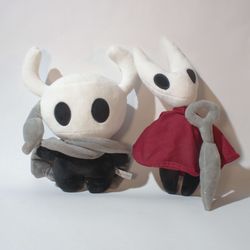 Hornet and Knight – Hollow Knight / Silksong Plushies