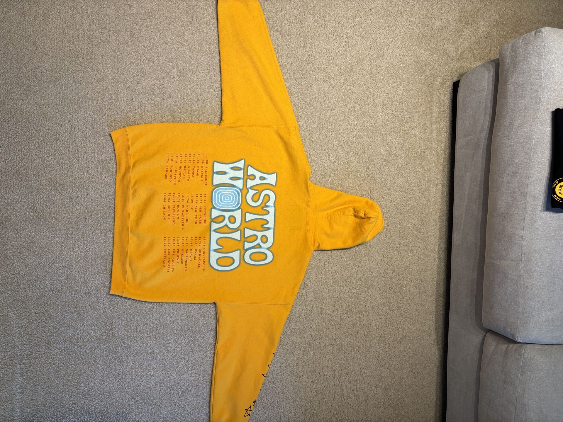 Astroworld Tour Hoodie – Yellow “Wish You Were Here” (Size L, Never Worn)