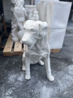 Statue 3ft