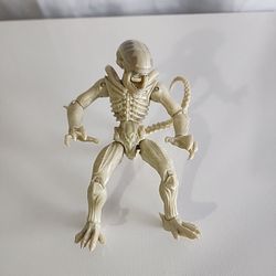 Alien Xenomorph Toy 