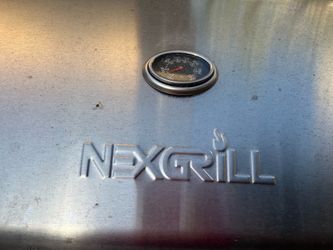 NEXGRILL working grill/smoke with tank.